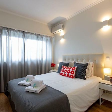 Trindade Sunny Downtown Apartment With Balcony & Ac Порто Екстериор снимка