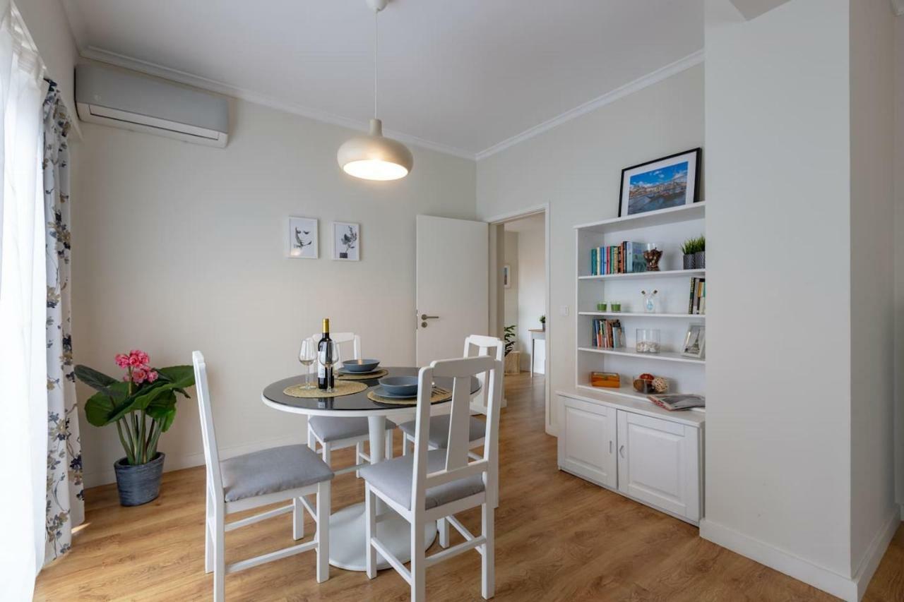 Trindade Sunny Downtown Apartment With Balcony & Ac Порто Екстериор снимка